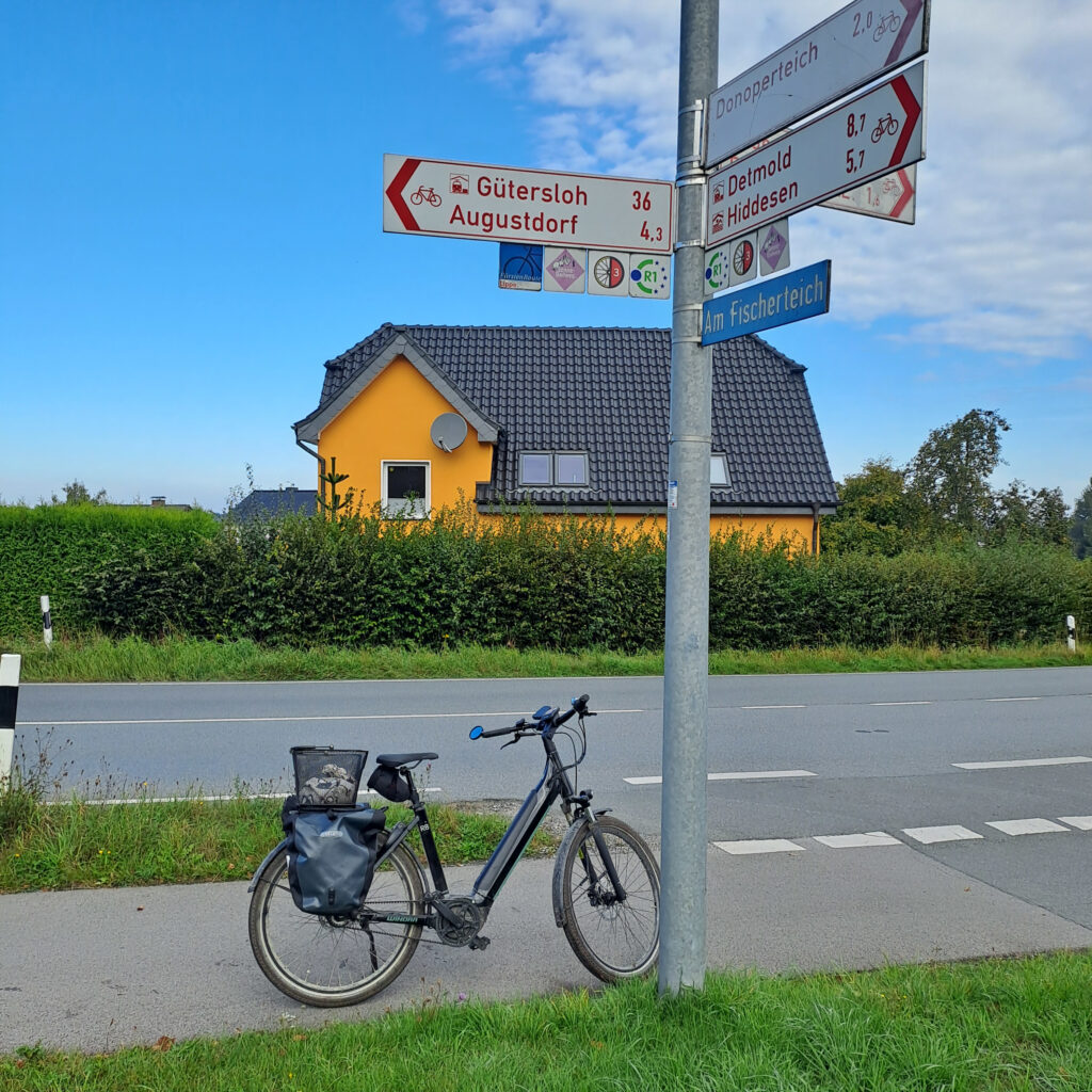 auf dem Rückweg - Wegweiser