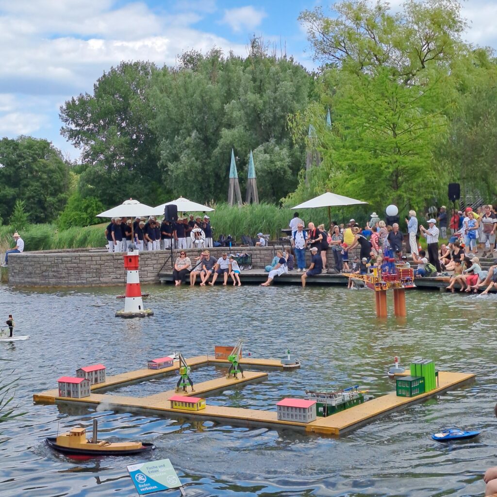 Auftritt des Shanty-Chor am See