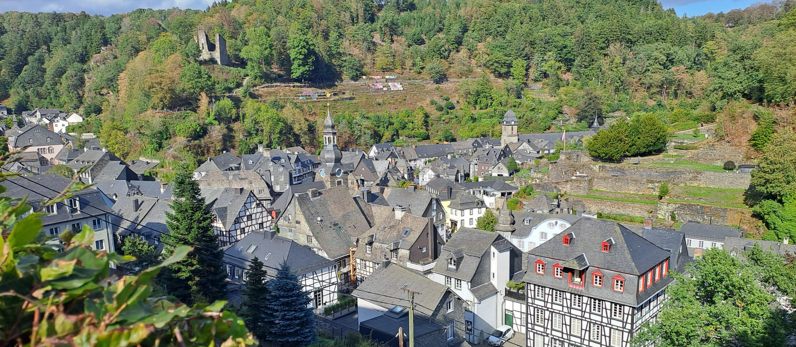 Eifel erleben: Vulkane, Fachwerk und Familiengeschichte